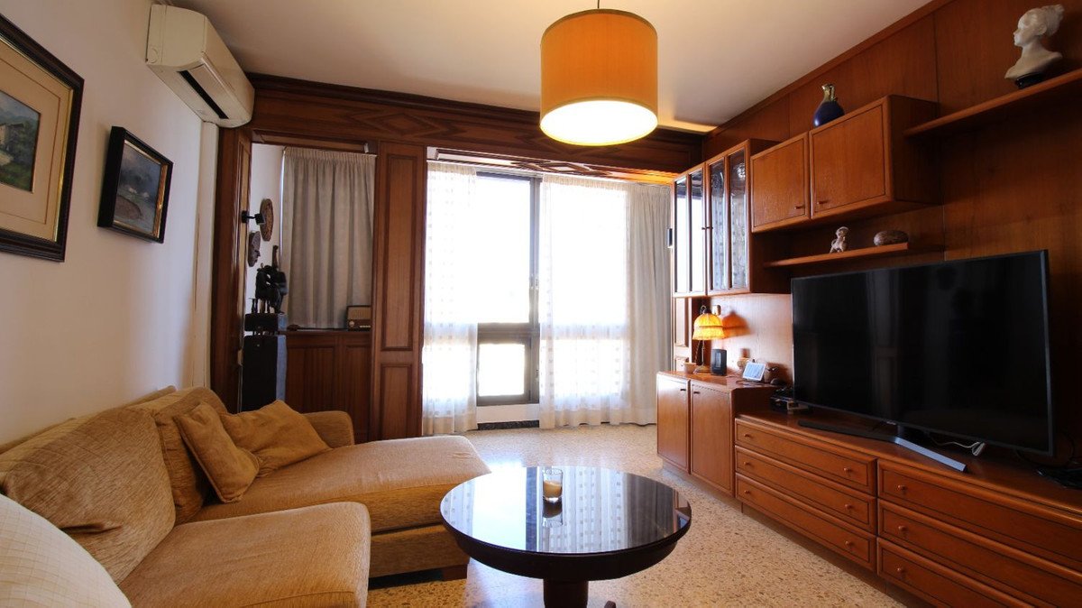 5 Bed Ground Floor Apartment in Denia in Denia, Apartment