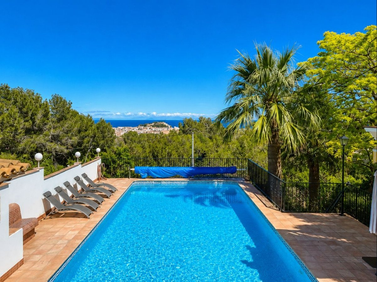  i Denia, Fritliggende Villa