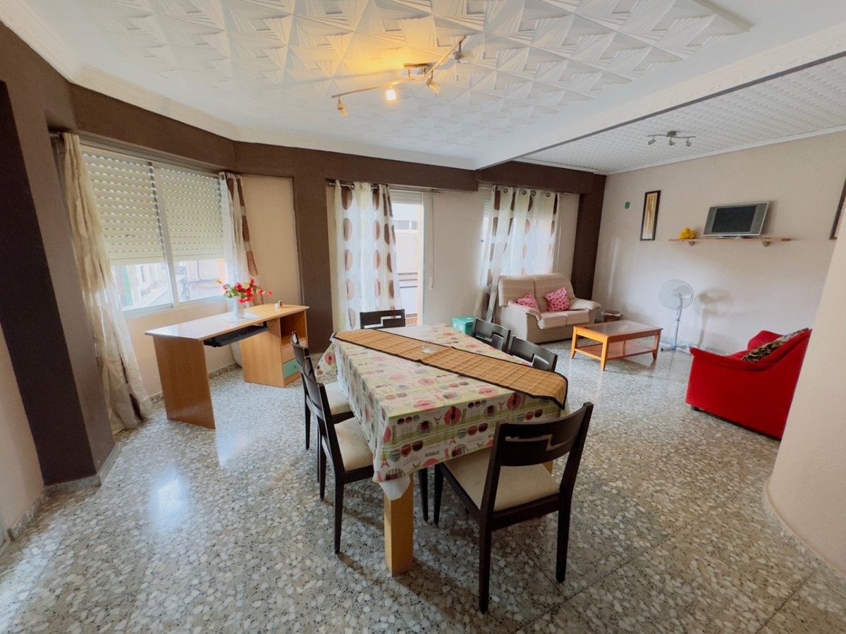4 Bed Middle Floor Apartment in Pedreguer in Pedreguer, Apartment
