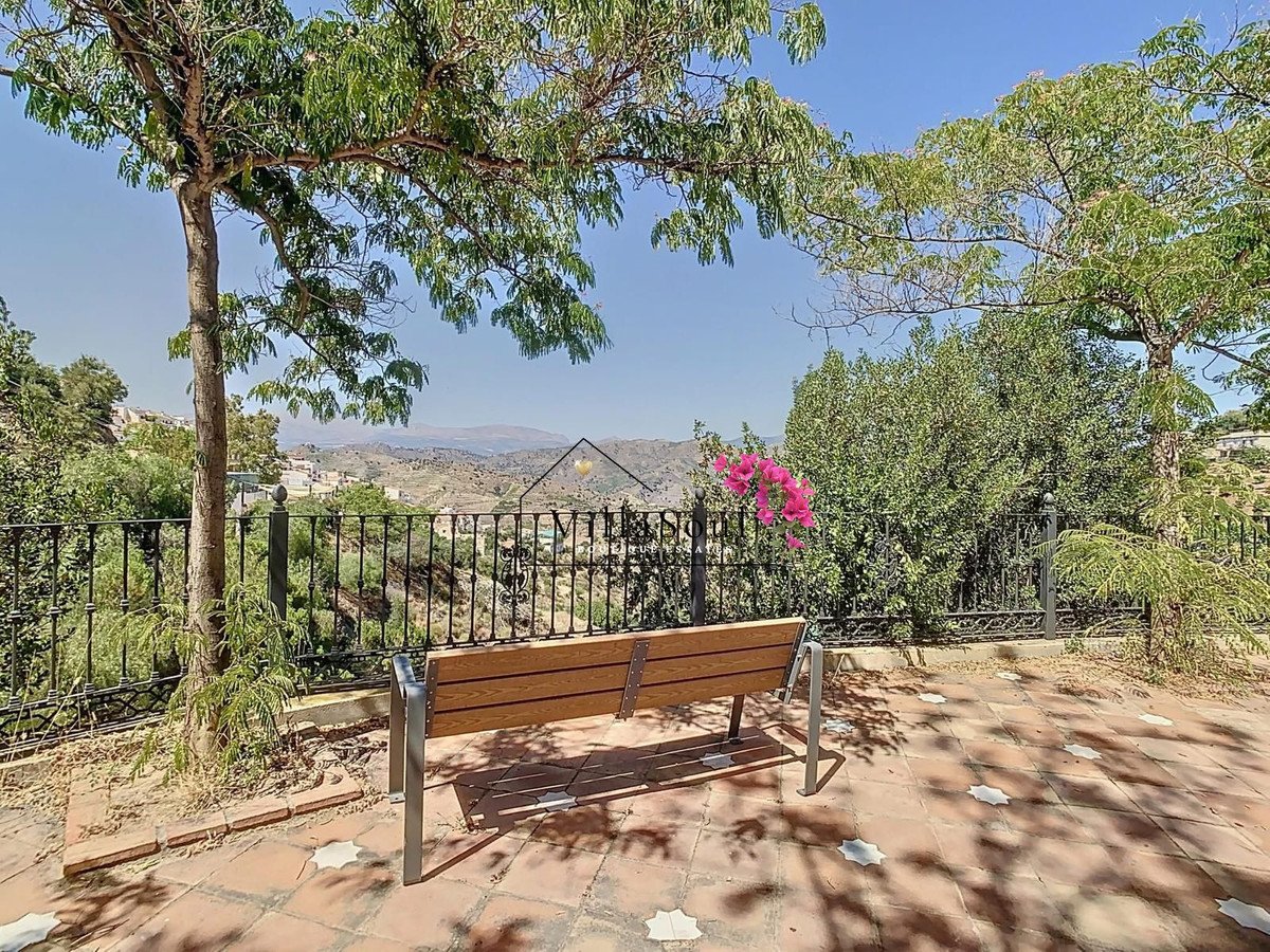 4 Bed بيت مدينة in Cútar في Cútar, منزل متصل (Townhouse)