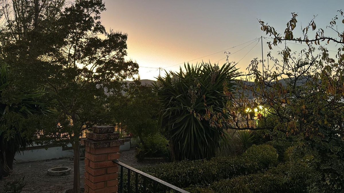 4 Bed Detached Villa in Arriate in Arriate, Detached Villa