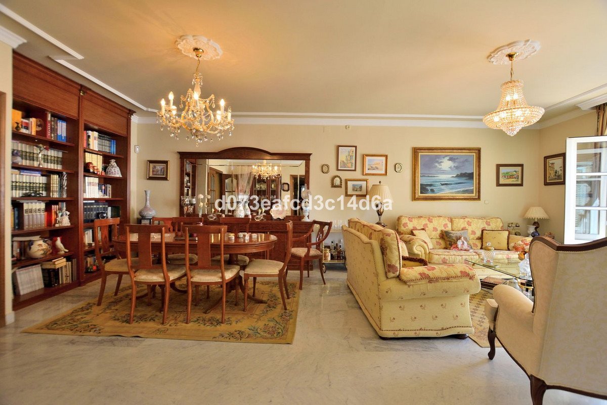 3 Bed Ground Floor Apartment in Ronda in Ronda, Apartment
