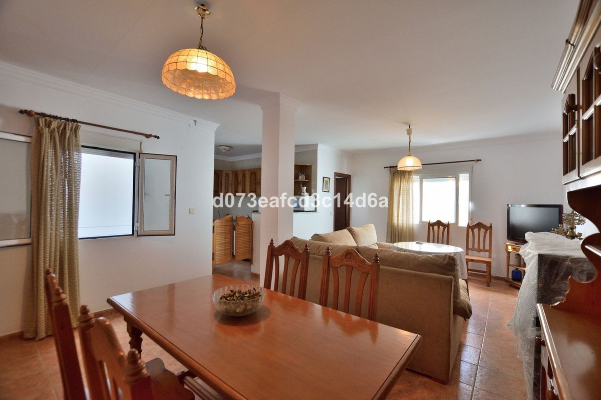 3 Bed Middle Floor Apartment in Ronda in Ronda, Apartment