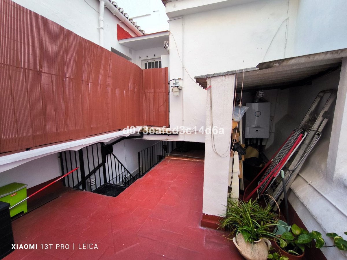 4 Bed Middle Floor Apartment in Ronda in Ronda, Apartment