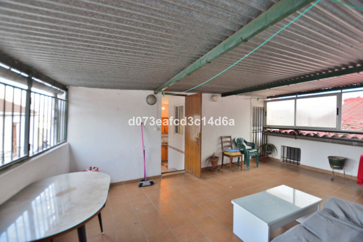 5 Bed Townhouse in Ronda in Ronda, Townhouse