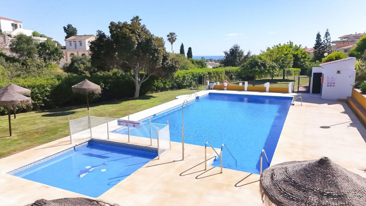 2 Bed Middle Floor Apartment in El Faro in El Faro, Apartment