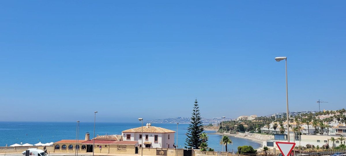 3 Bed Detached Villa in El Faro in El Faro, Detached Villa