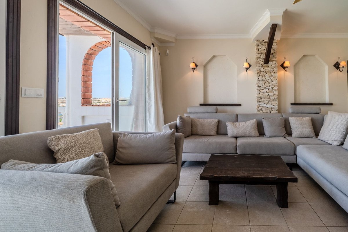 5 Bed Detached Villa in El Faro in El Faro, Detached Villa