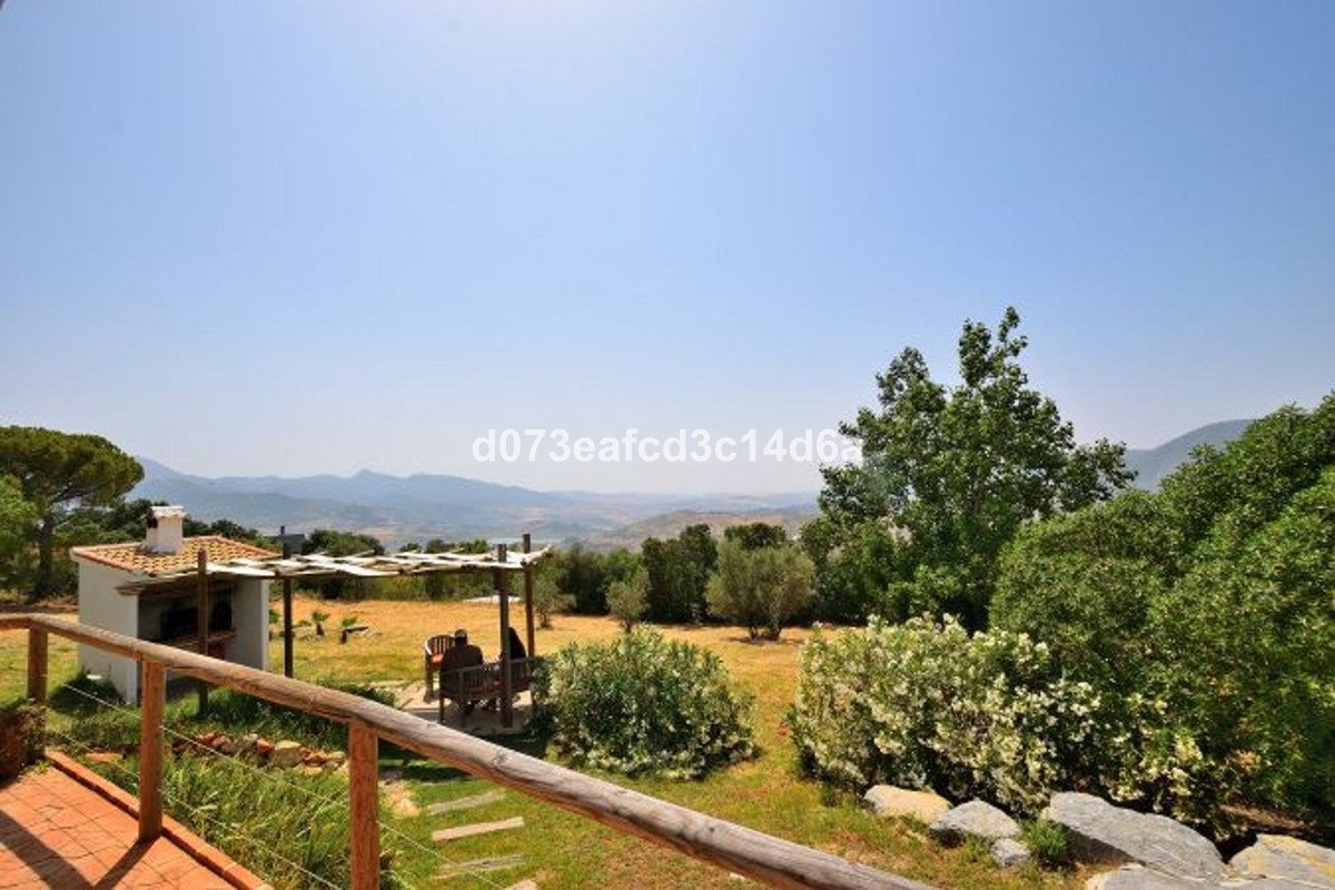 4 Bed Finca - Cortijo in El Gastor in El Gastor, Finca - Cortijo