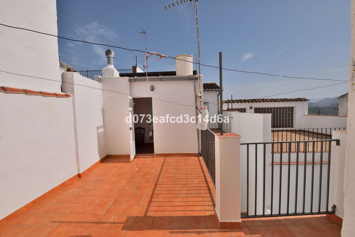 5 Bed بيت مدينة in Olvera في Olvera, 