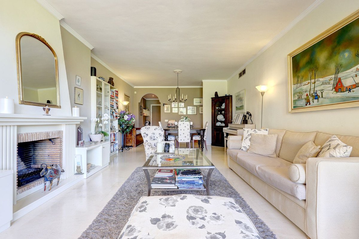 2 Bed Ground Floor Apartment in El Paraiso in El Paraiso — Apartment
