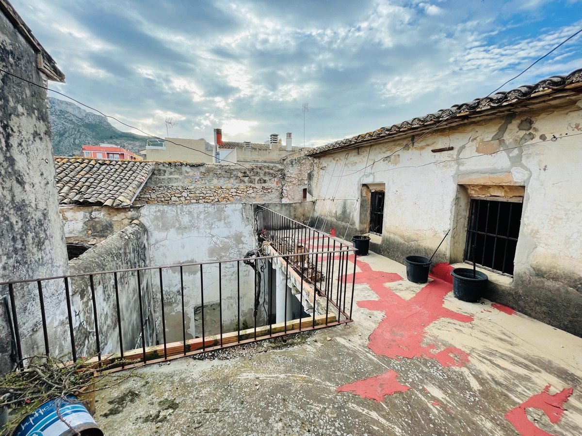 7 Bed Townhouse in El Vergel in El Vergel, Townhouse
