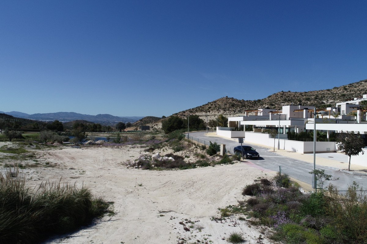 4 Bed New Development in Monforte Del Cid in Monforte Del Cid, New Development