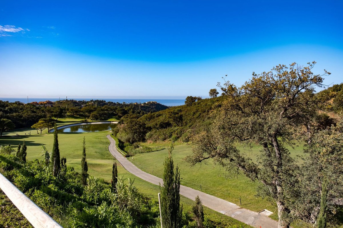 1 Bed Middle Floor Apartment in Elviria в Elviria — Квартира