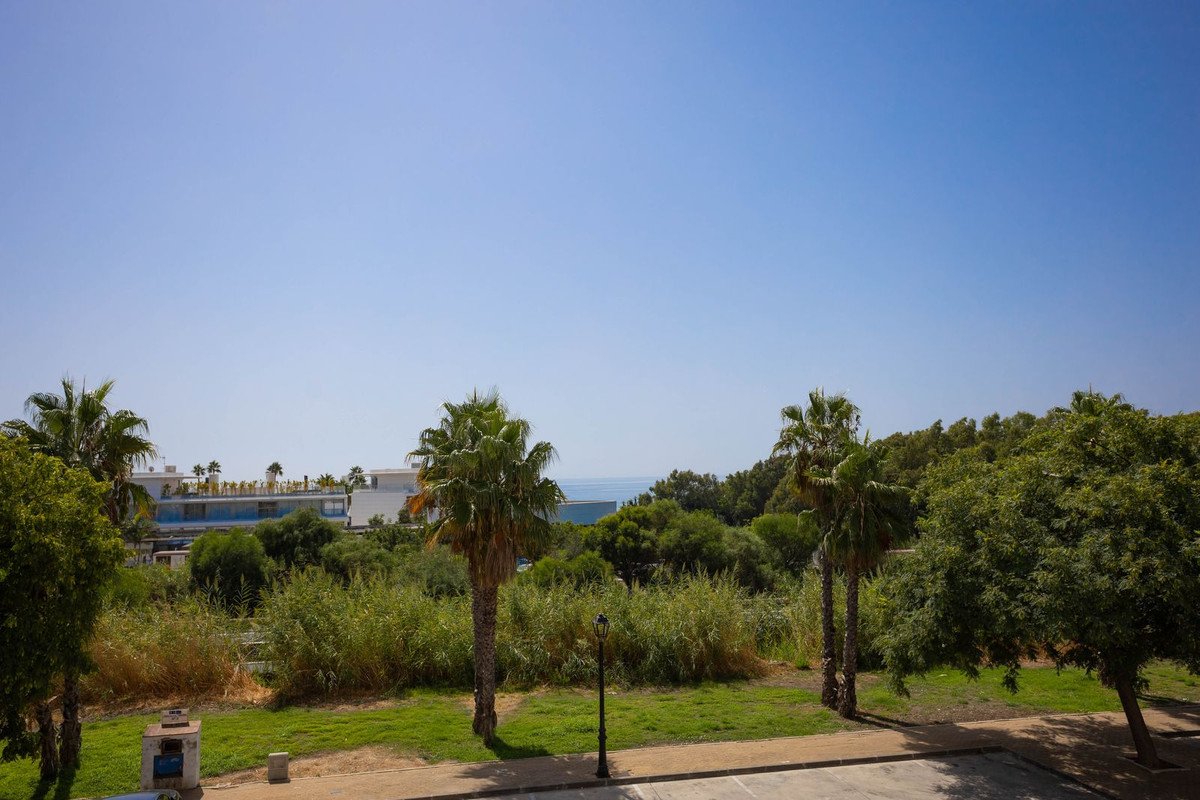 2 Bed Middle Floor Apartment in Estepona in Estepona, Apartment