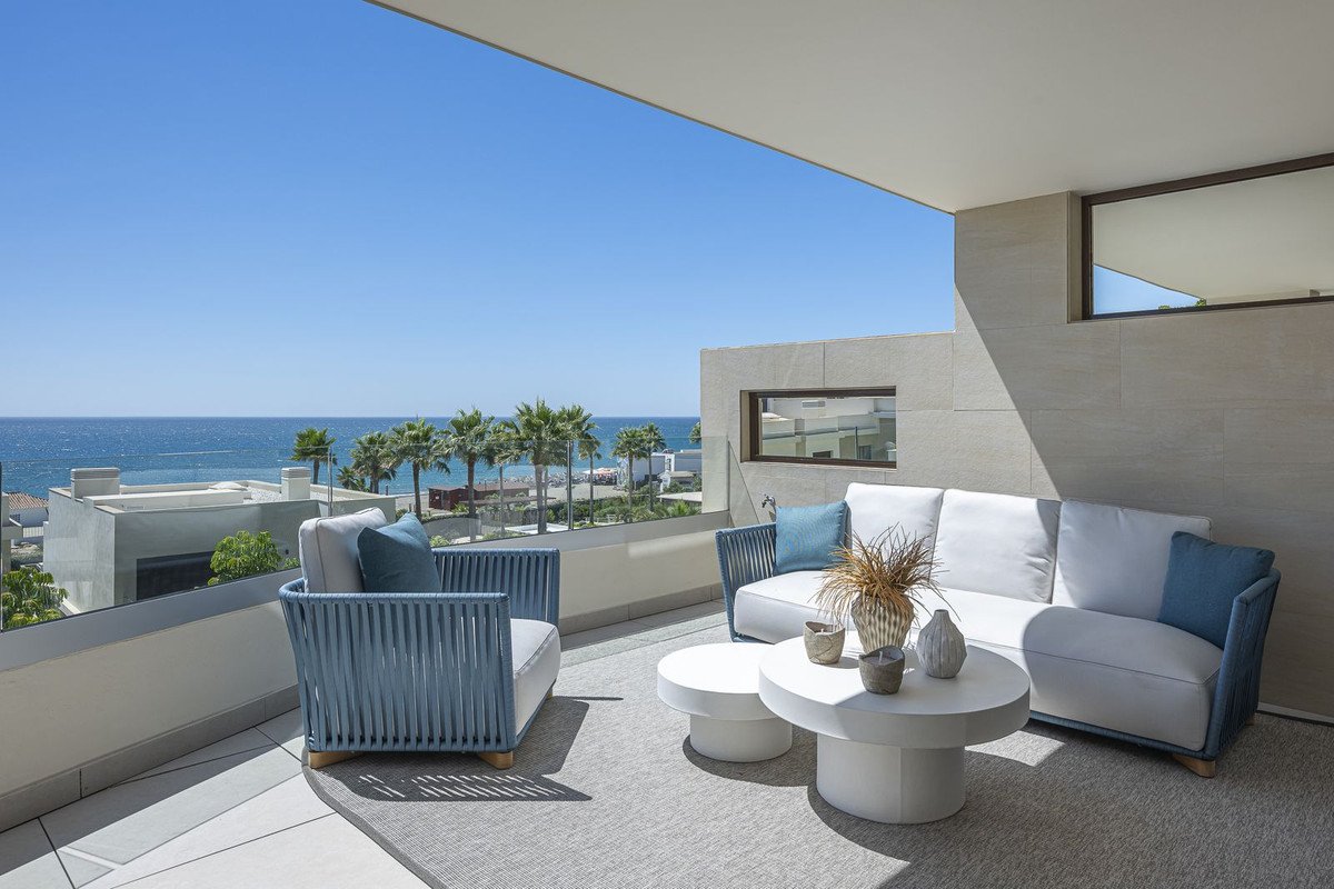 2 Bed Ground Floor Apartment in Estepona in Estepona, Apartment