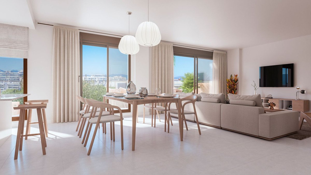 3 Bed Top Floor Apartment in Estepona in Estepona, Apartment
