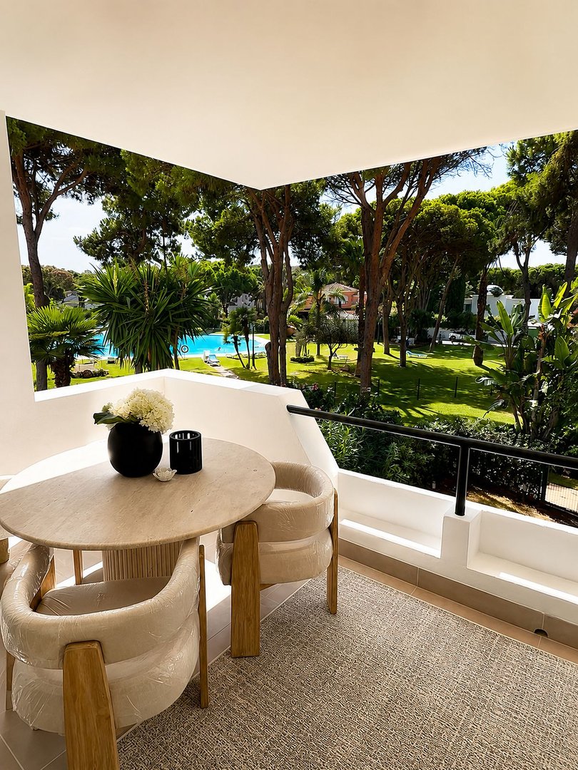 3 Bed Middle Floor Apartment in Estepona in Estepona, Apartment