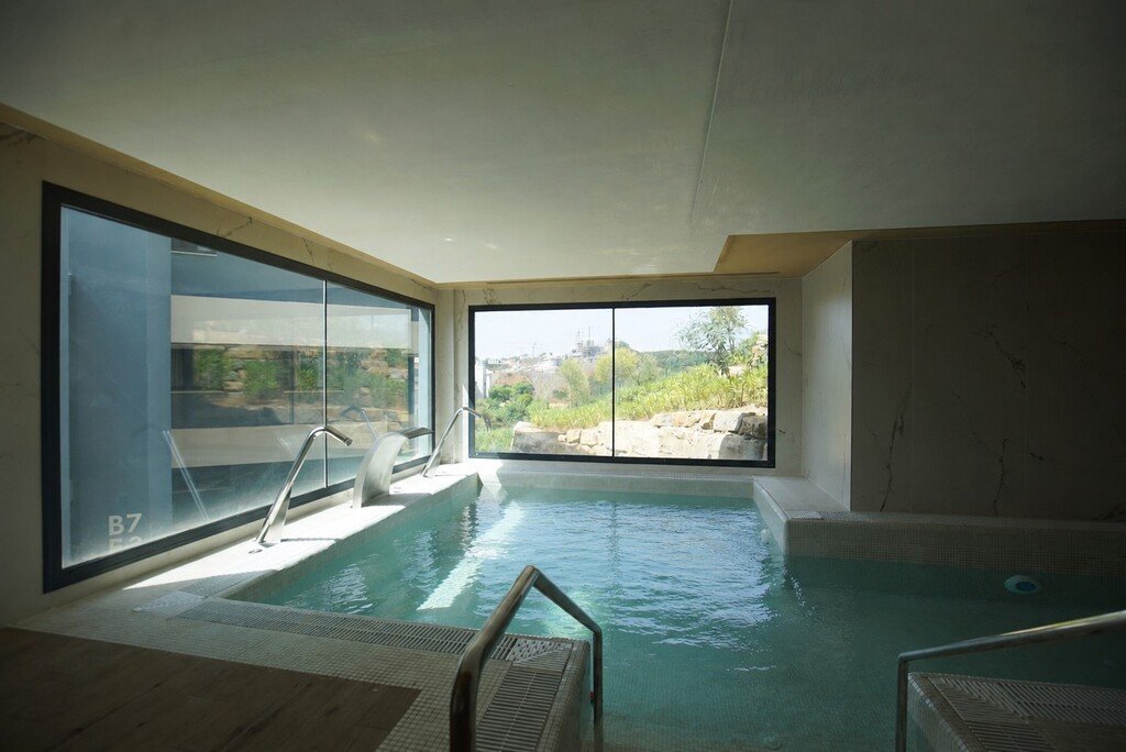 3 Bed Ground Floor Apartment in Estepona in Estepona, Apartment