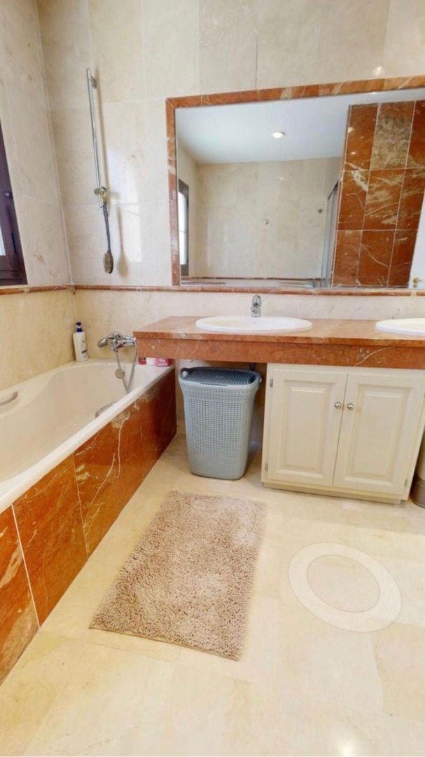 4 Bed Ground Floor Apartment in Estepona in Estepona — Apartment