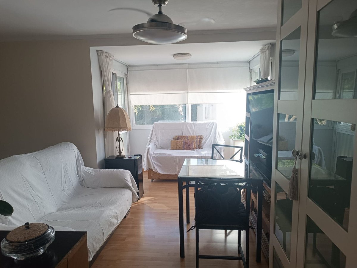 Middle Floor Studio in Estepona in Estepona, Studio