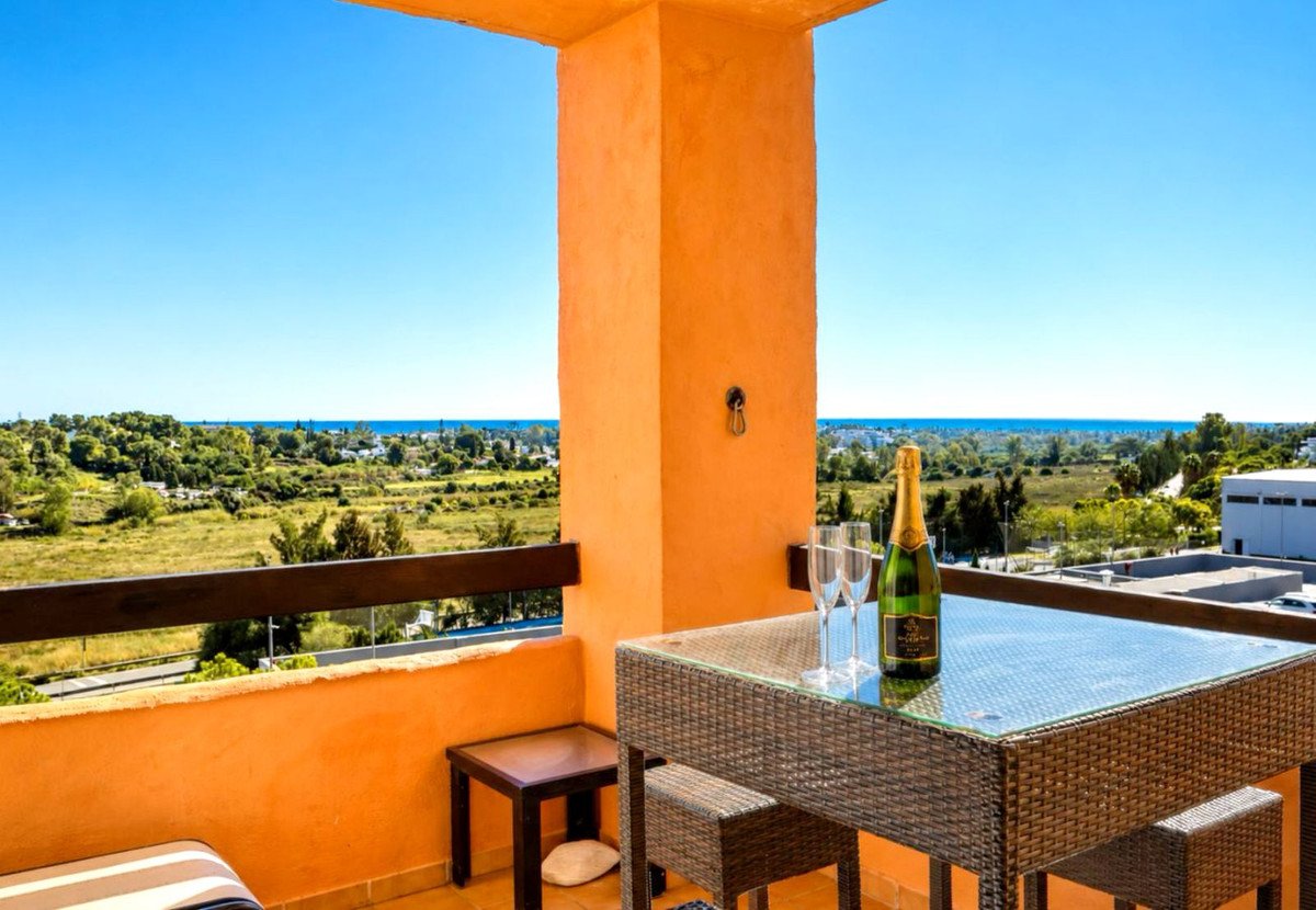 2 Bed Middle Floor Apartment in Atalaya in Atalaya, Apartment