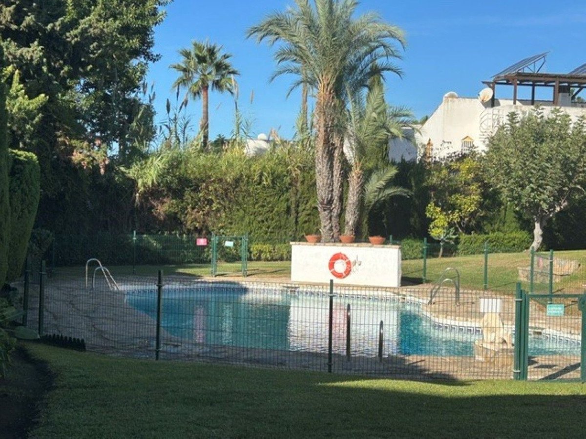 2 Bed Ground Floor Apartment in Atalaya