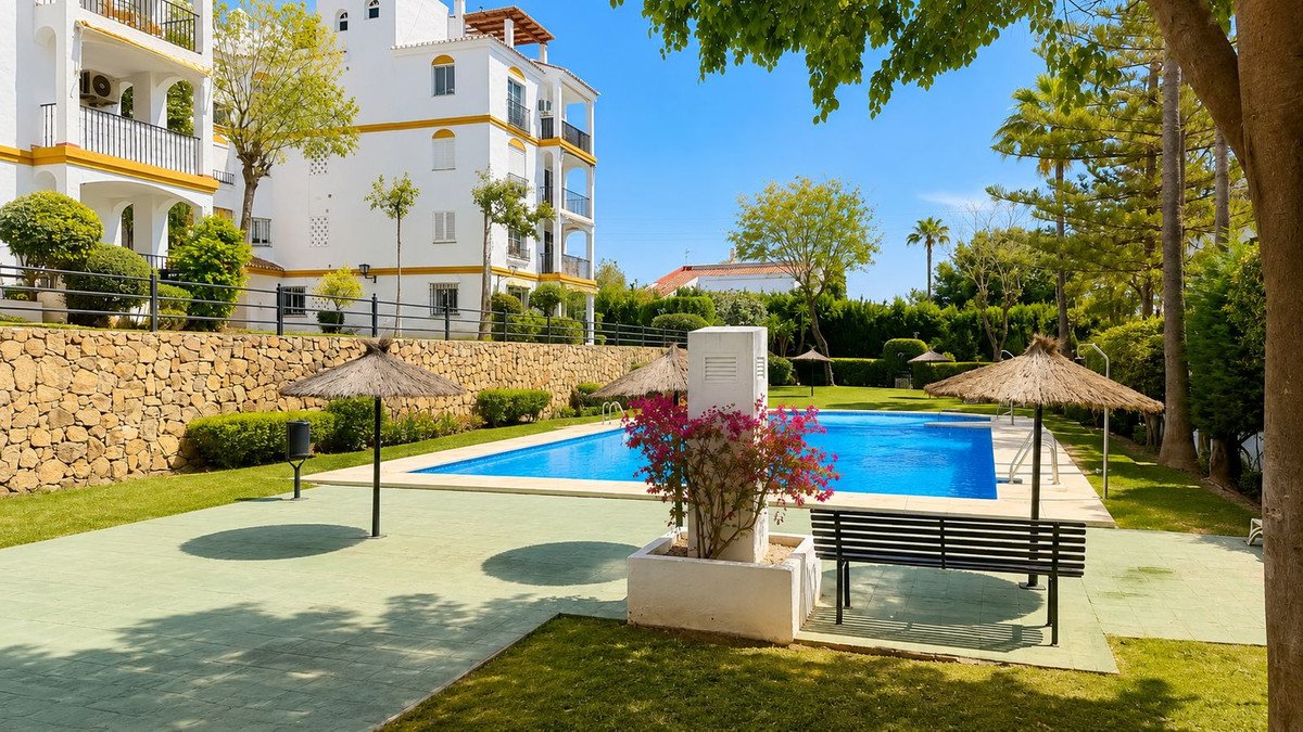 2 Bed Middle Floor Apartment in Atalaya in Atalaya, Apartment