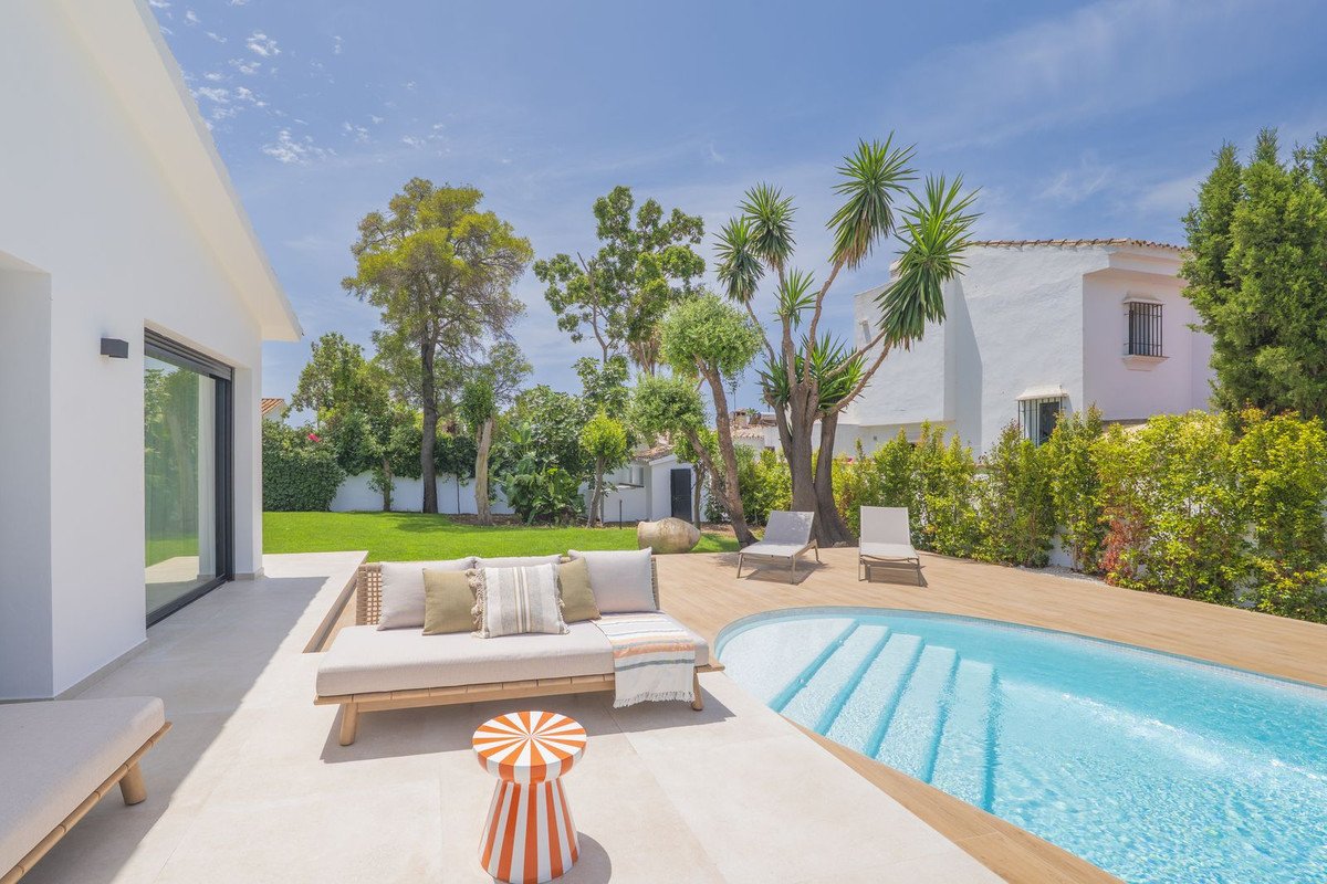 4 Bed Detached Villa in Atalaya in Atalaya, Detached Villa