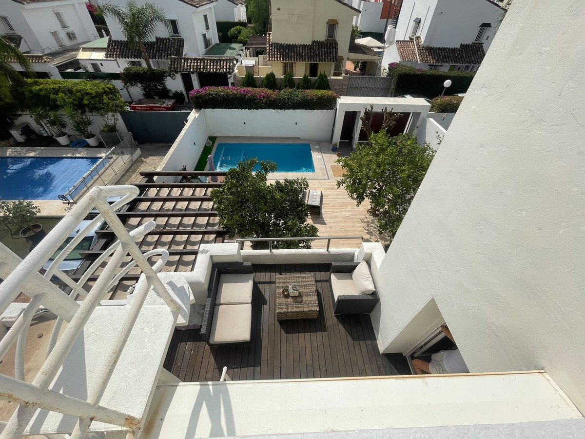 5 Bed Vrijstaande Villa in Atalaya