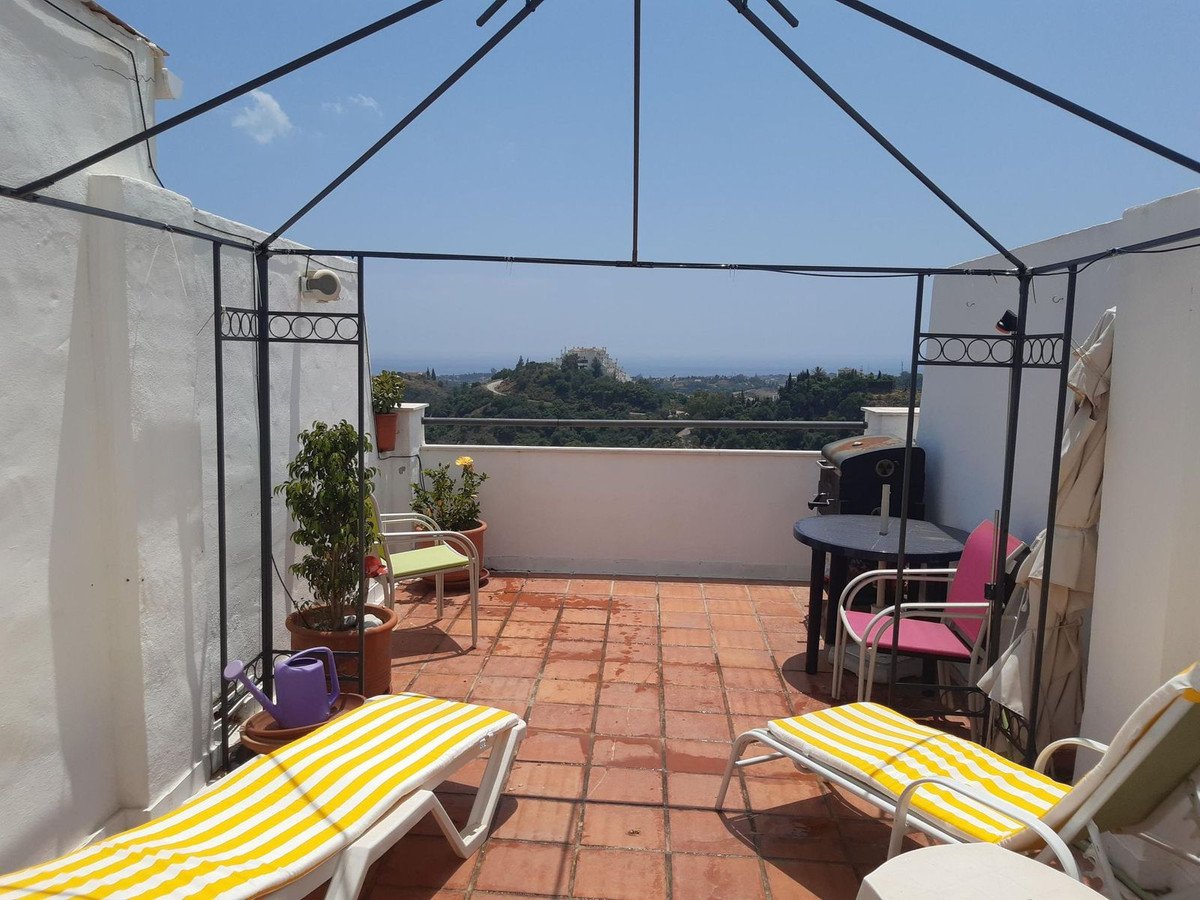 1 Bed Mellanvåning Studio in Estepona i Estepona, Lägenhet