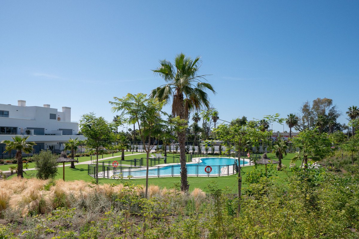 2 Bed Begane Grond Appartement in Estepona in Estepona, Appartement