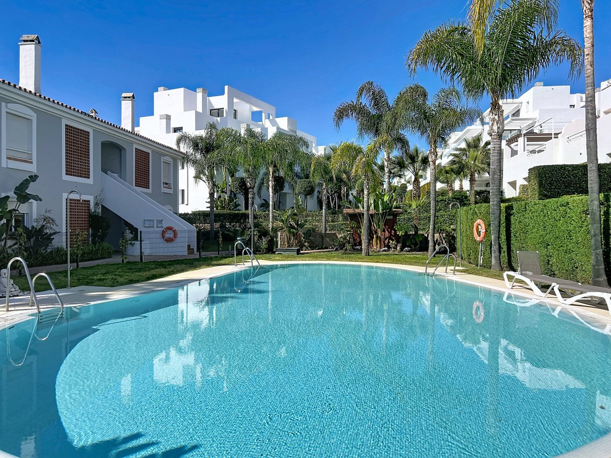 2 Bed Ground Floor Apartment in Estepona