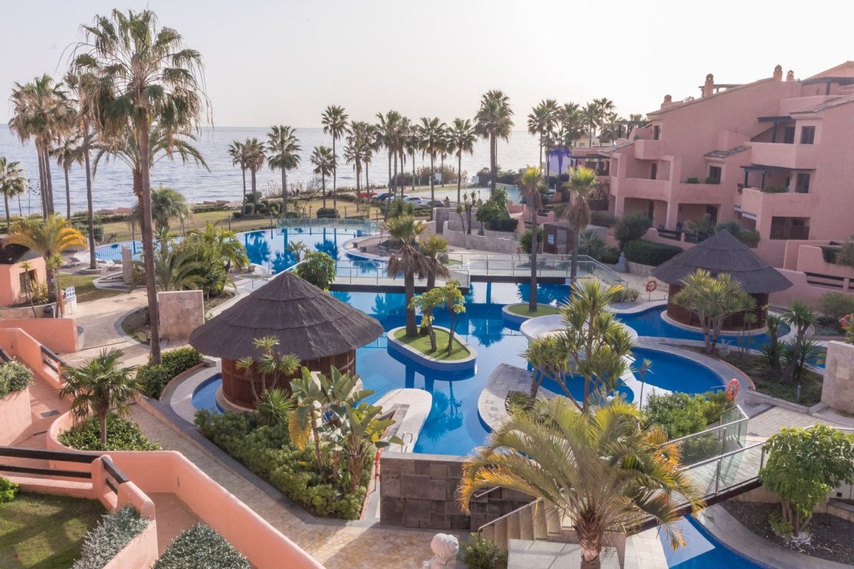2 Bed Tussenverdieping Appartement in Estepona in Estepona, appartement