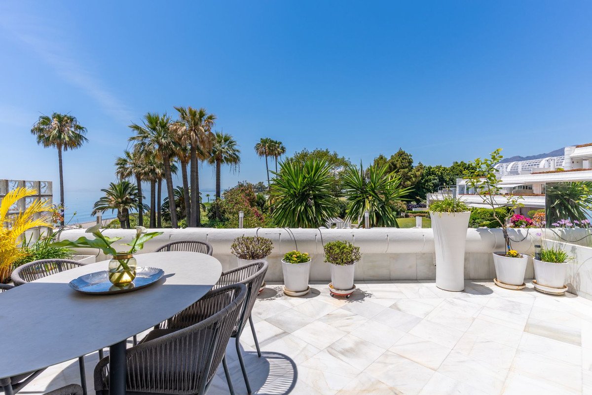 2 Bed Tussenverdieping Appartement in Estepona in Estepona, Appartement