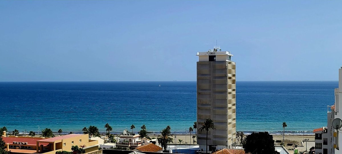 2 Bed شقة في الطابق العلوي in Estepona في Estepona, شقة