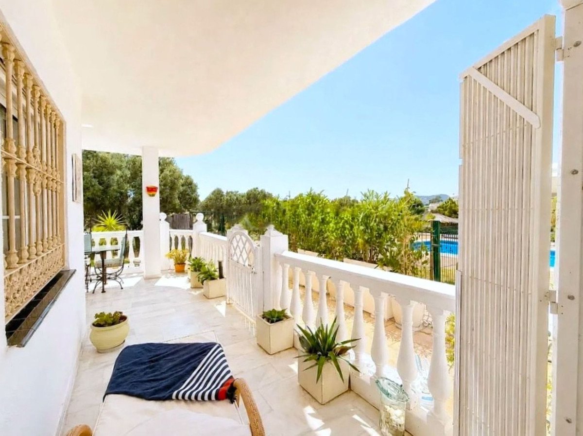 2 Bed Ground Floor Apartment in Estepona in Estepona, Apartment