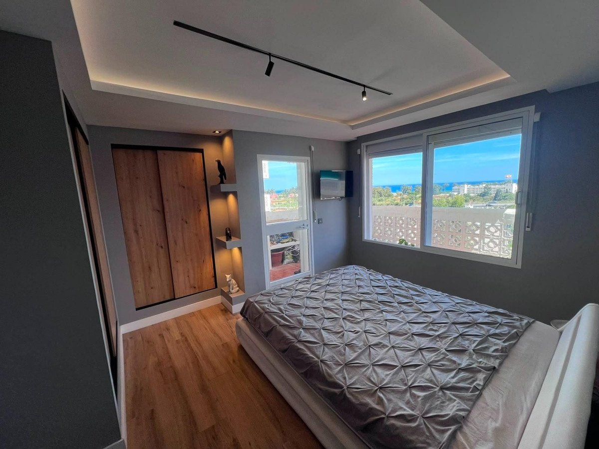 3 Bed Mellanvåningslägenhet in Estepona i Estepona, 