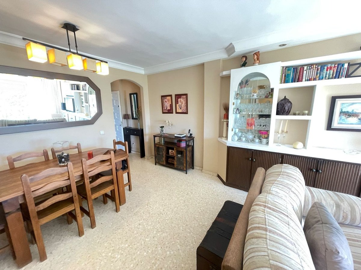 3 Bed Top Floor Apartment in Estepona in Estepona, Apartment