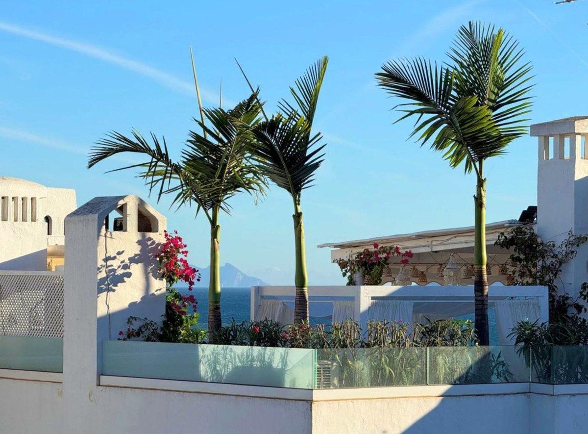 3 Bed Tussenverdieping Appartement in Estepona in Estepona, Appartement