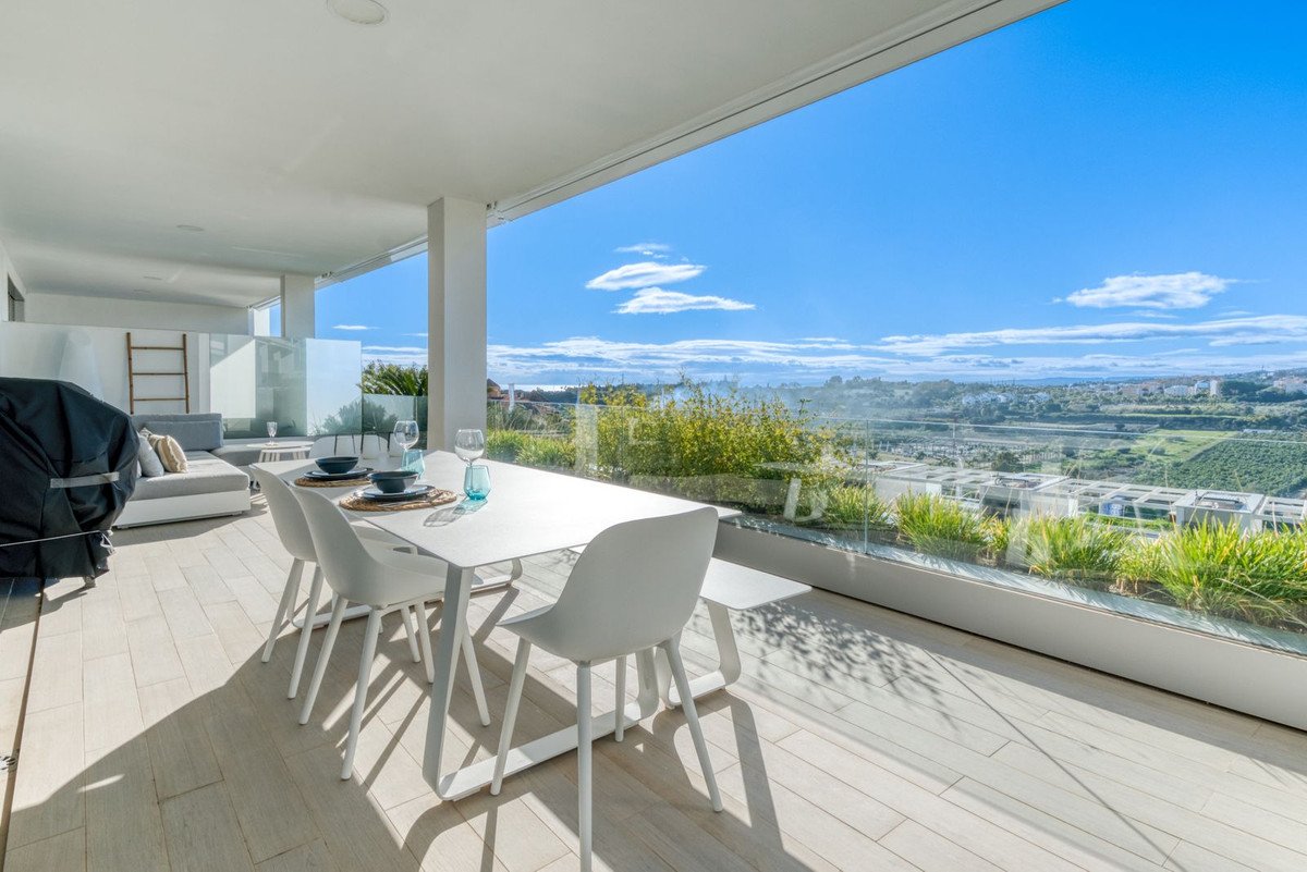 3 Bed Begane Grond Appartement in Estepona in Estepona, Appartement