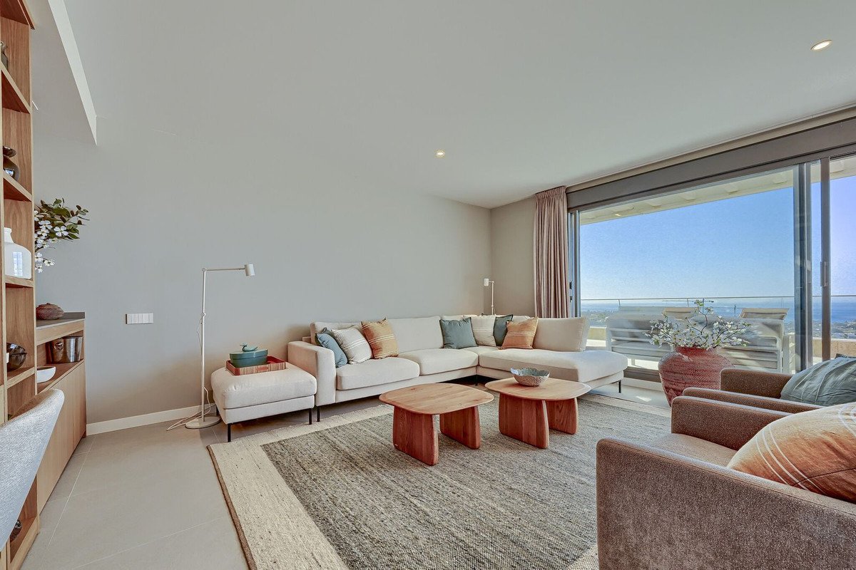 3 Bed Tussenverdieping Appartement in Estepona in Estepona, Appartement