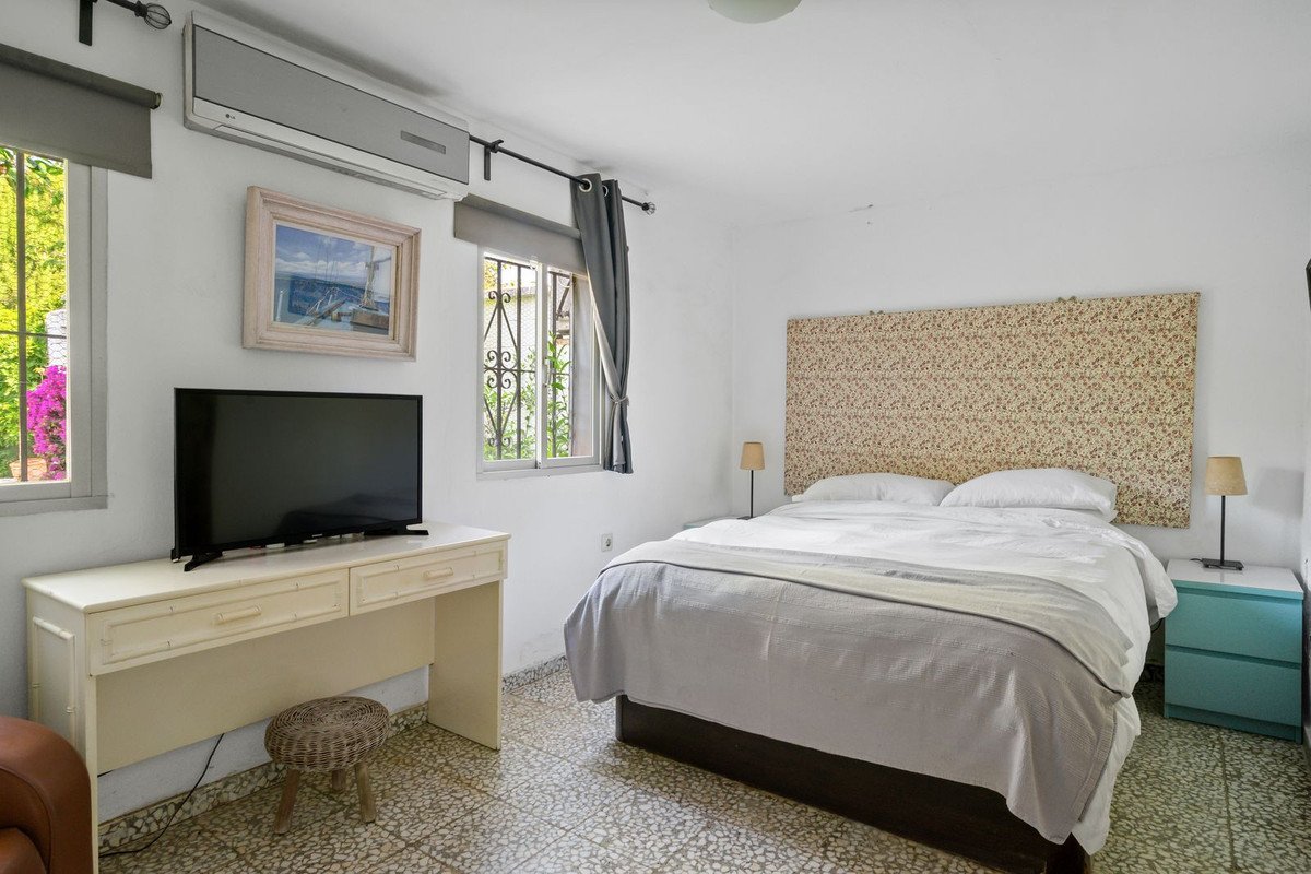 2 Bed Finca in Estepona in Estepona, Finca - Cortijo