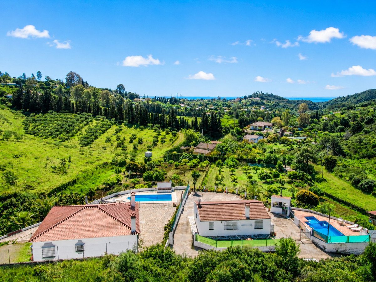 6 Bed مزرعة فينكا in Estepona في Estepona, مزرعة ريفية (فينكا)