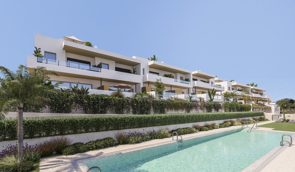 3 Bed New Development in Estepona in Estepona, 