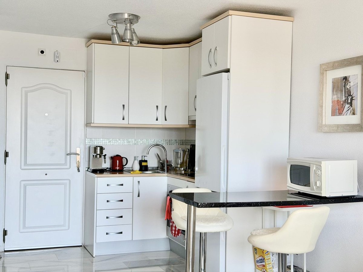 1 Bed بنتهاوس Duplex in Estepona في Estepona, بنتهاوس دوبليكس