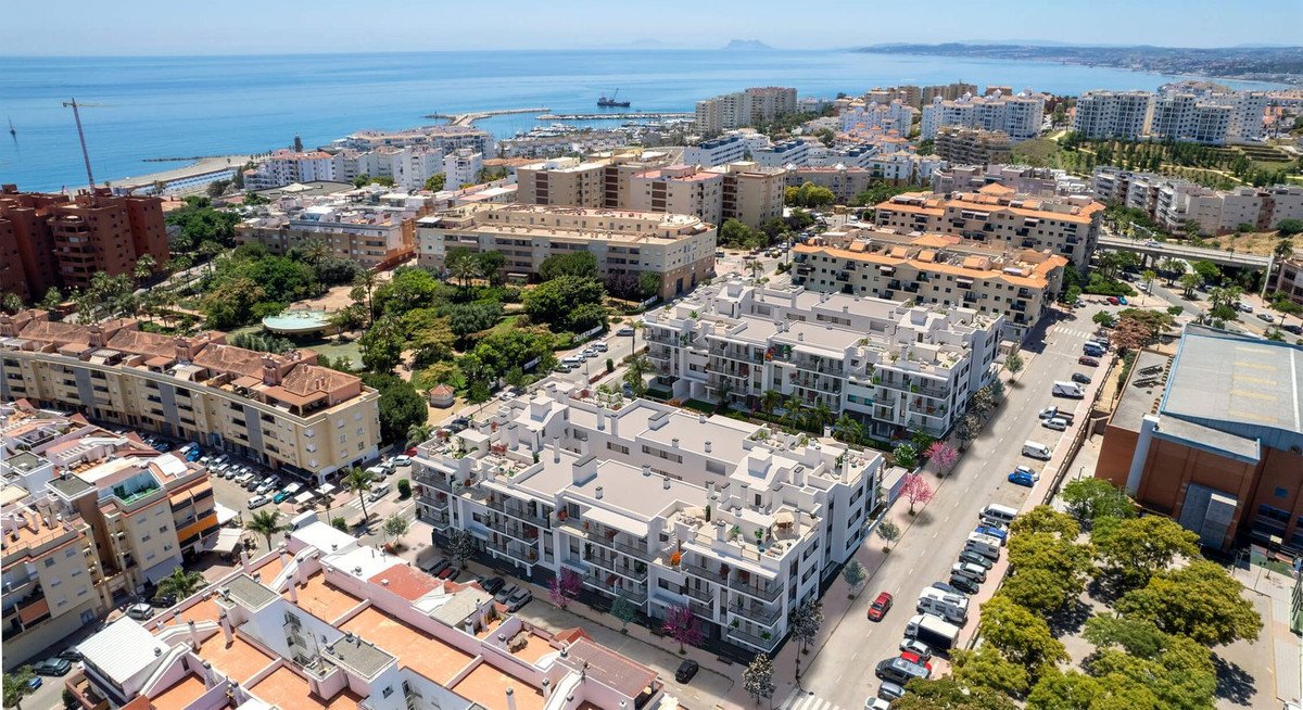 2 Bed بنتهاوس Duplex in Estepona في Estepona, بنتهاوس دوبلكس