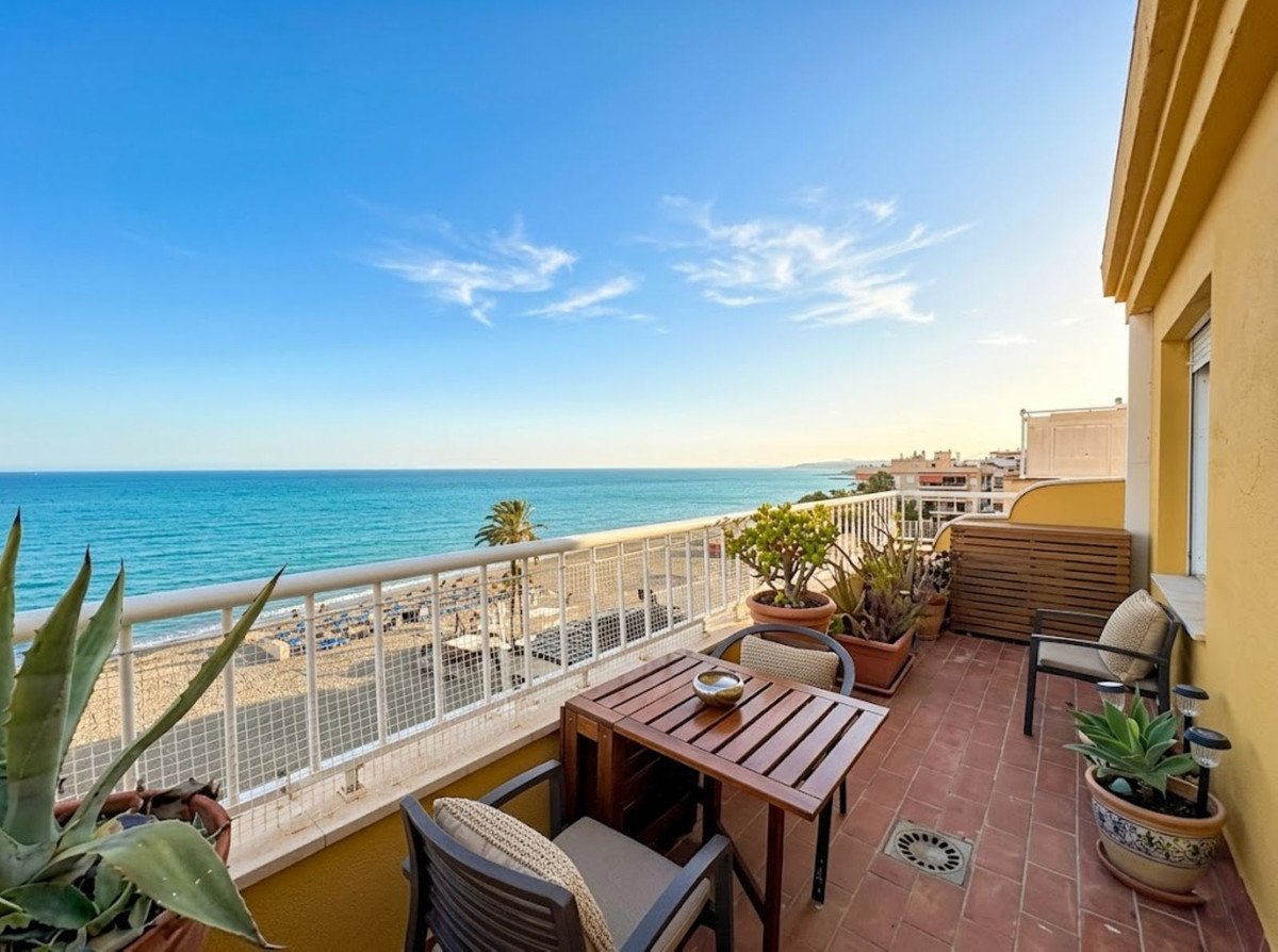 2 Bed Penthouse in Estepona i Estepona, 