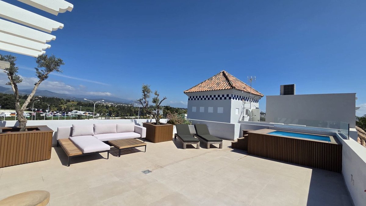 2 Bed Penthouse in Estepona in Estepona, penthouse