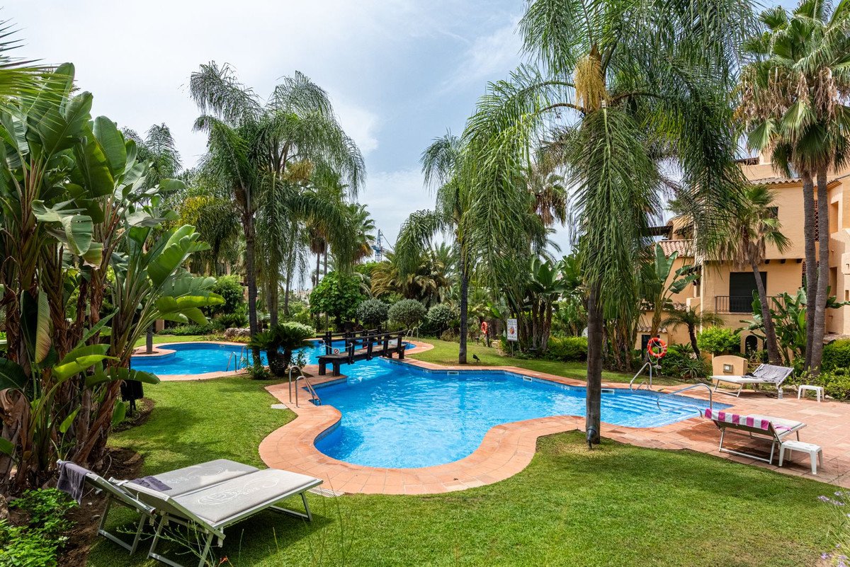 3 Bed بنتهاوس Duplex in Estepona في Estepona, دوبلكس بنتهاوس
